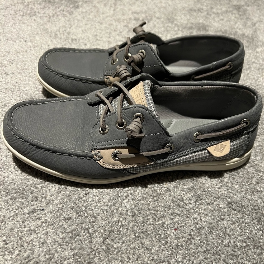 Sperry gray boat shoe size 8.5
